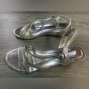 Elegant Silver Women's Sandals